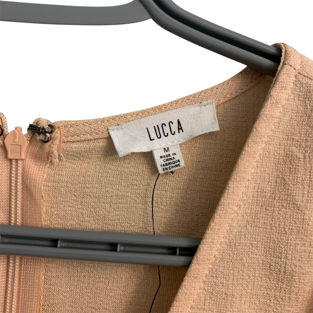 Lucca Couture sandstone romper size Medium NWT - Picture 3 of 5